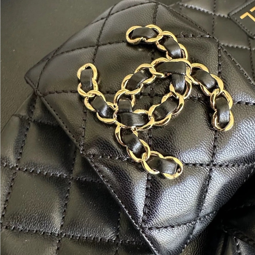 NEW CHANEL Black Chain Gold CC Logo Quilted Mules Slide w/Receipt - Picture 5 of 12